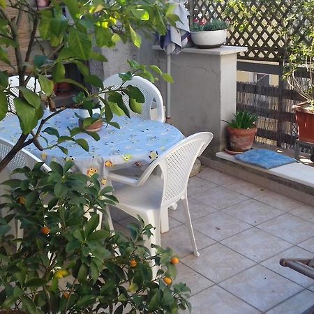 Casa Loredana Конверсано Экстерьер фото