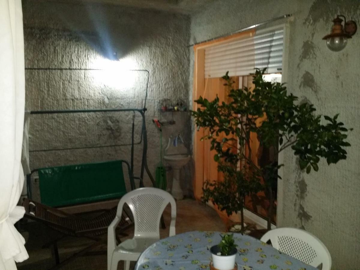 Casa Loredana Конверсано Экстерьер фото